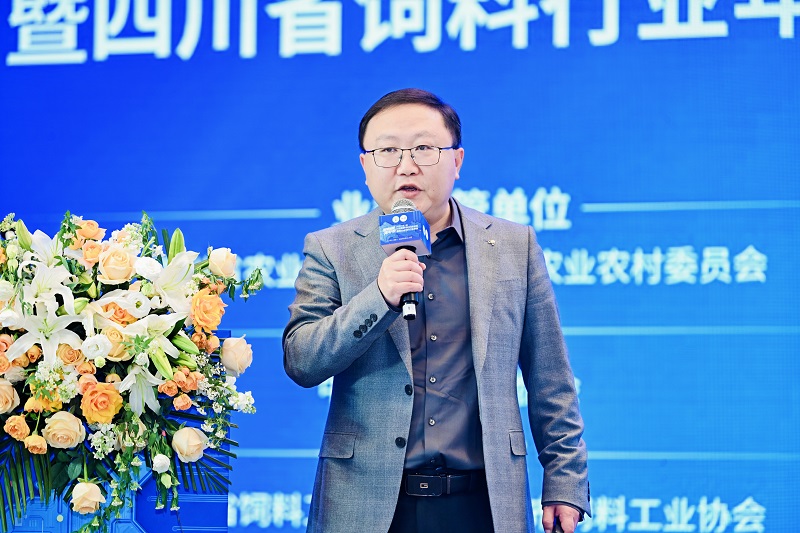 胡敏.JPG